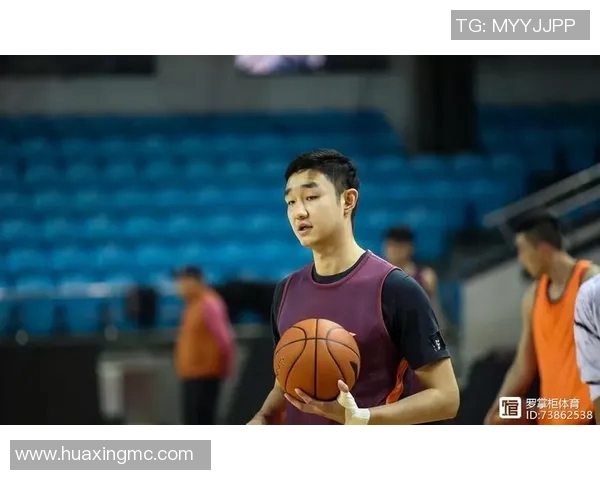 吴芳专访:从青涩小将到网球明星的奋斗与成长之路